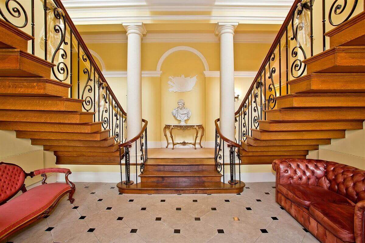 Precision Timber Handrails - Blog - What Is A Balustrade Background